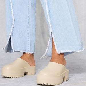 Pretty Little Thing Chunky Clogs